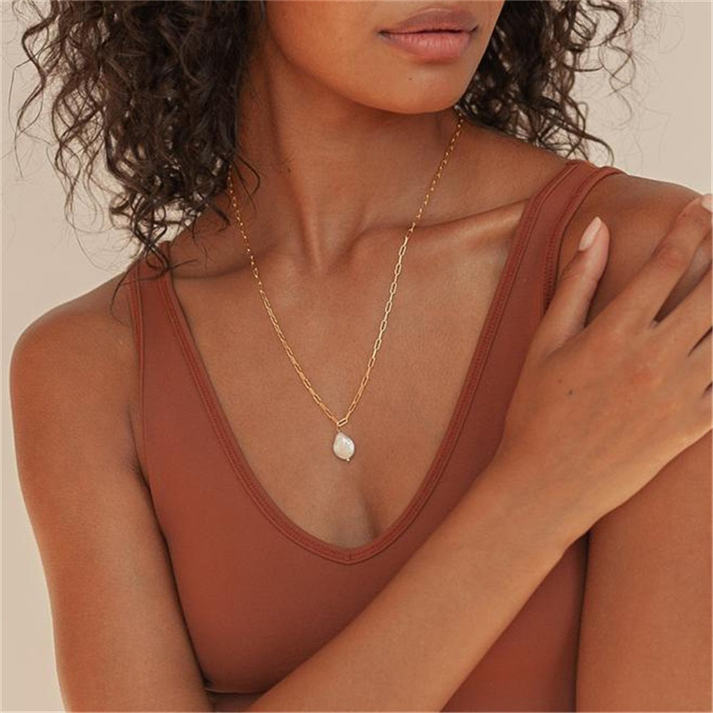 Virana Necklace